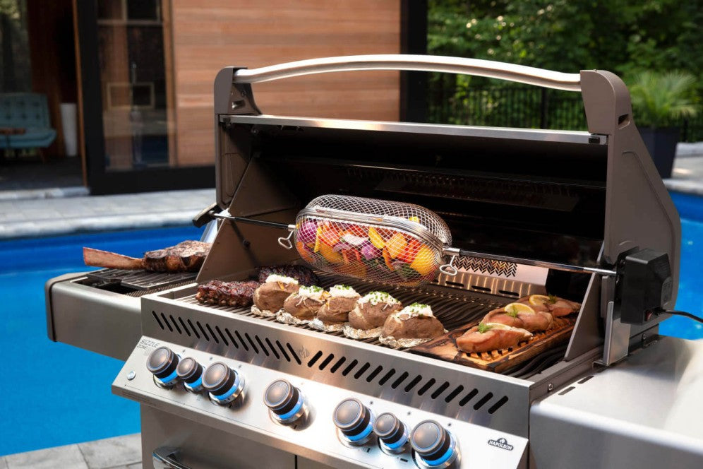 Napoleon Prestige® 665 RSIB Gas Grill